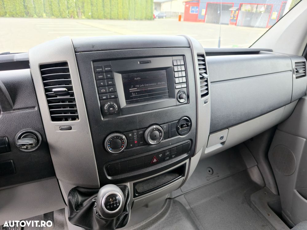 Mercedes-Benz Sprinter - 7