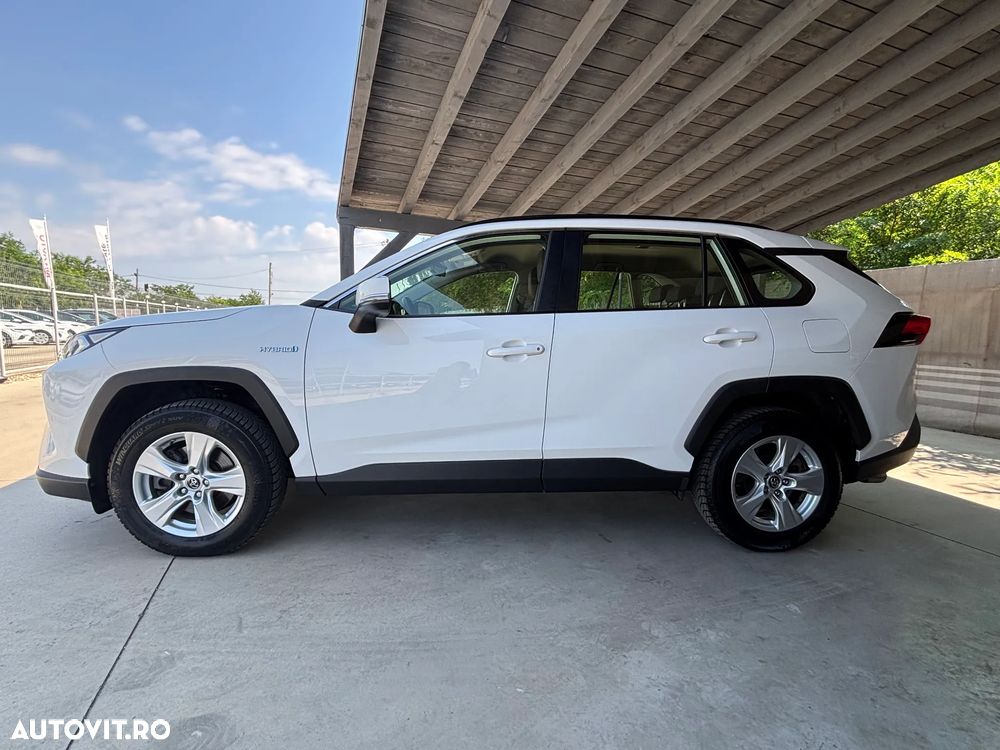 Toyota RAV4 - 11