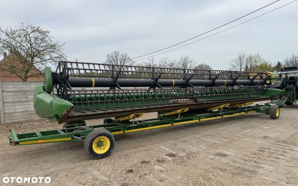 John Deere 635D - 6