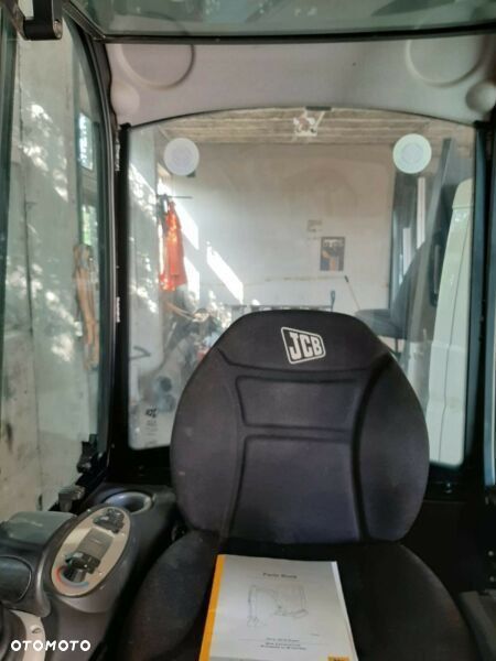 JCB 8018 - 9
