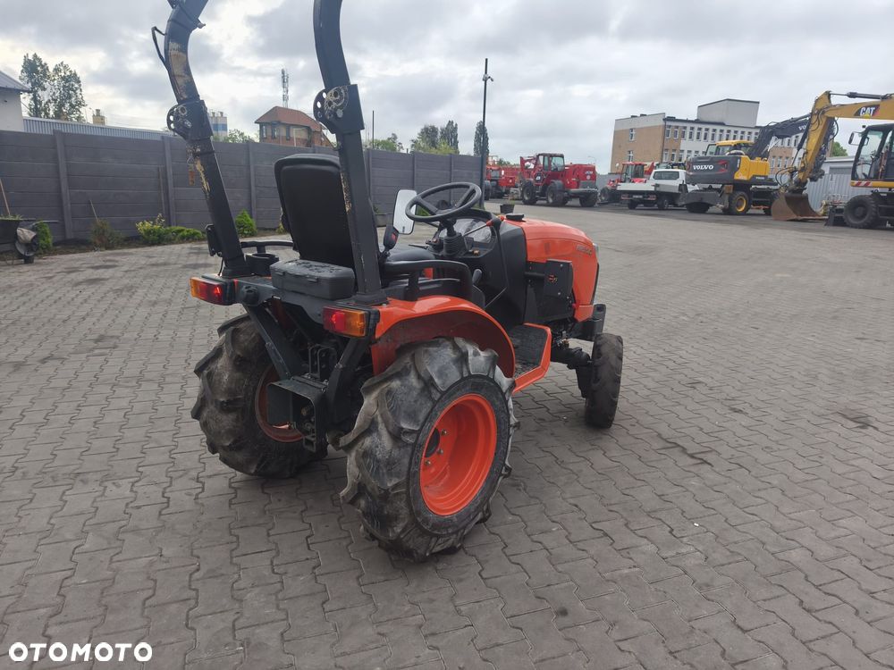 Kubota B9 B2350H - 3