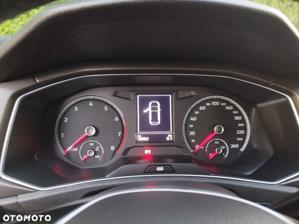 Volkswagen T-Roc - 20