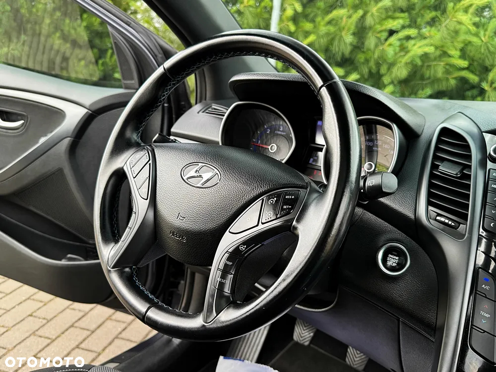 Hyundai i30 1.6 CRDi BlueDrive Go - 36