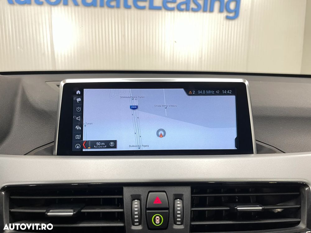 BMW X1 sDrive18d AT - 16