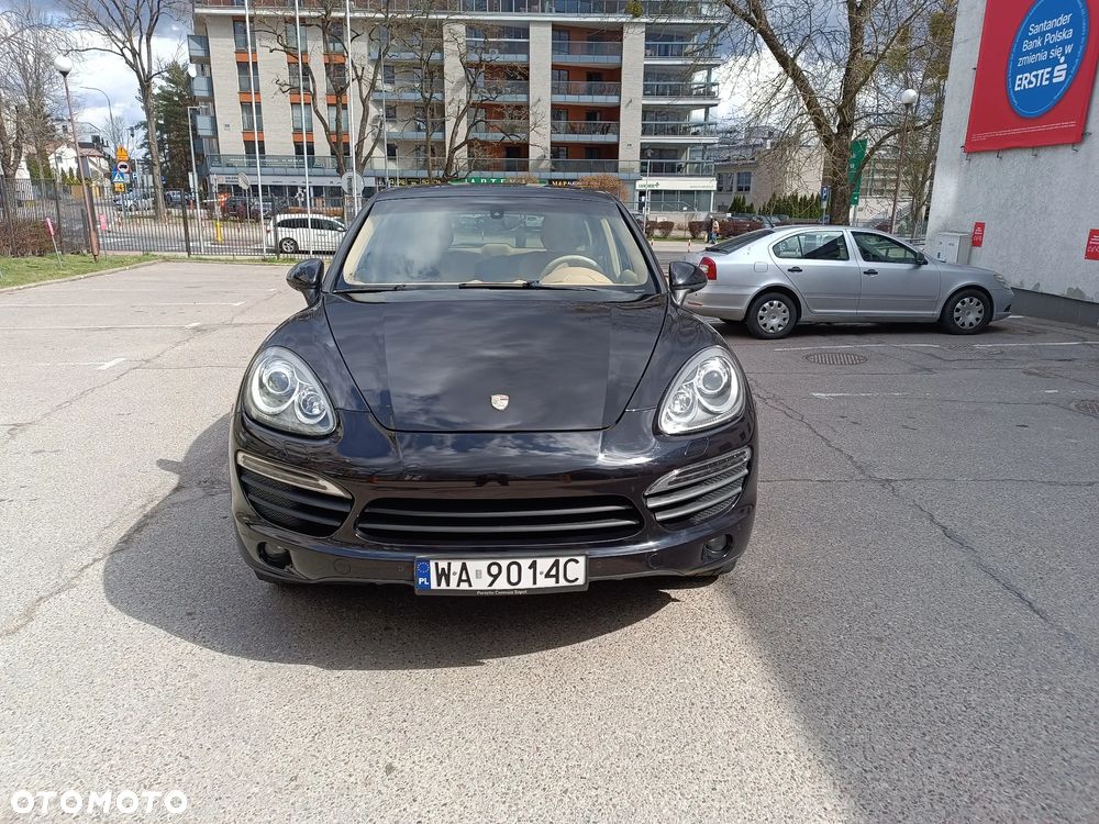 Porsche Cayenne - 2