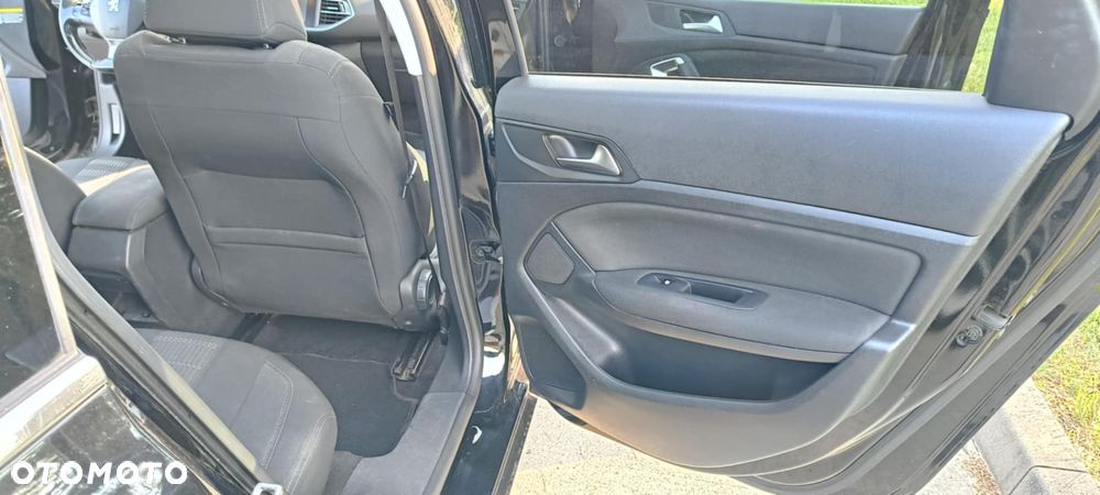 Peugeot 308 BlueHDi 150 EAT6 Stop & Start Allure - 31