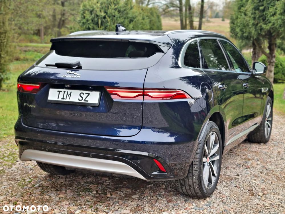 Jaguar F-Pace 2.0 D200 mHEV AWD R-Dynamic HSE - 12