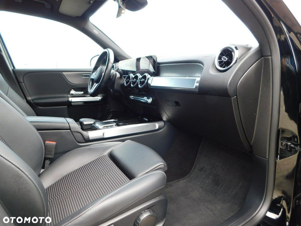 Mercedes-Benz GLB 220 d 4-Matic Progressive 8G-DCT - 9