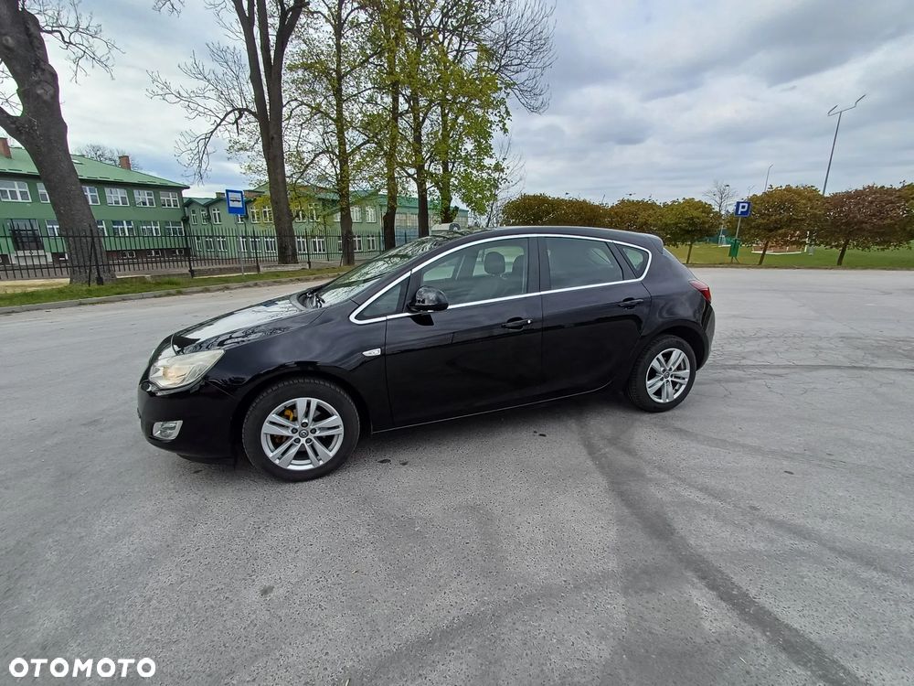 Opel Astra 1.4 Turbo - 12