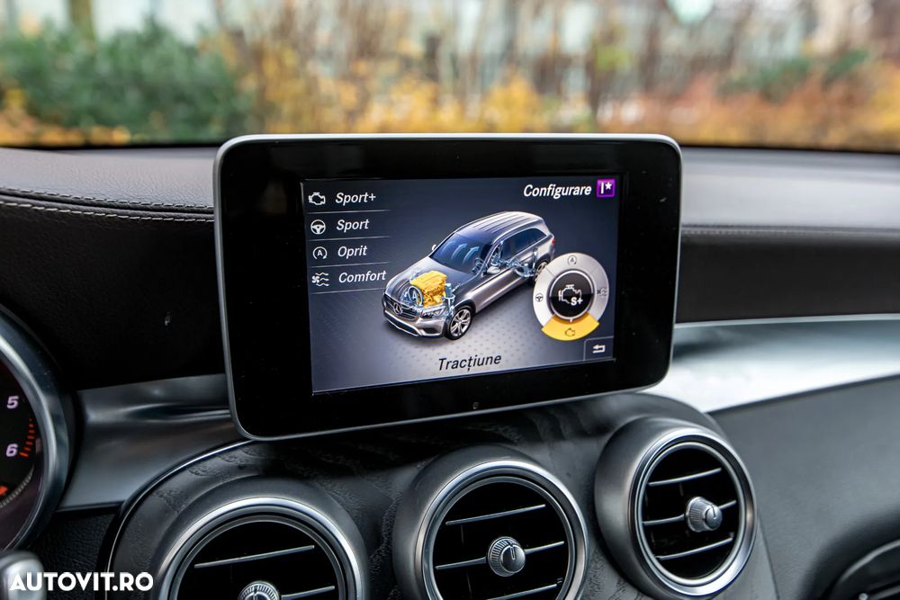 Mercedes-Benz GLC - 27