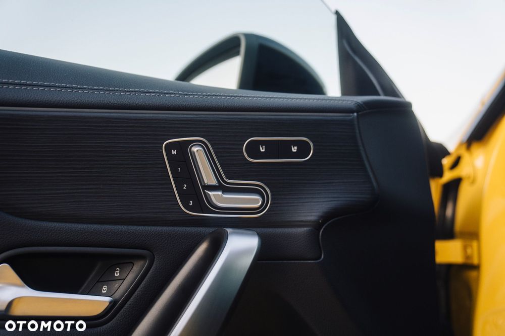Mercedes-Benz CLA 250 4-Matic AMG Line 7G-DCT - 21