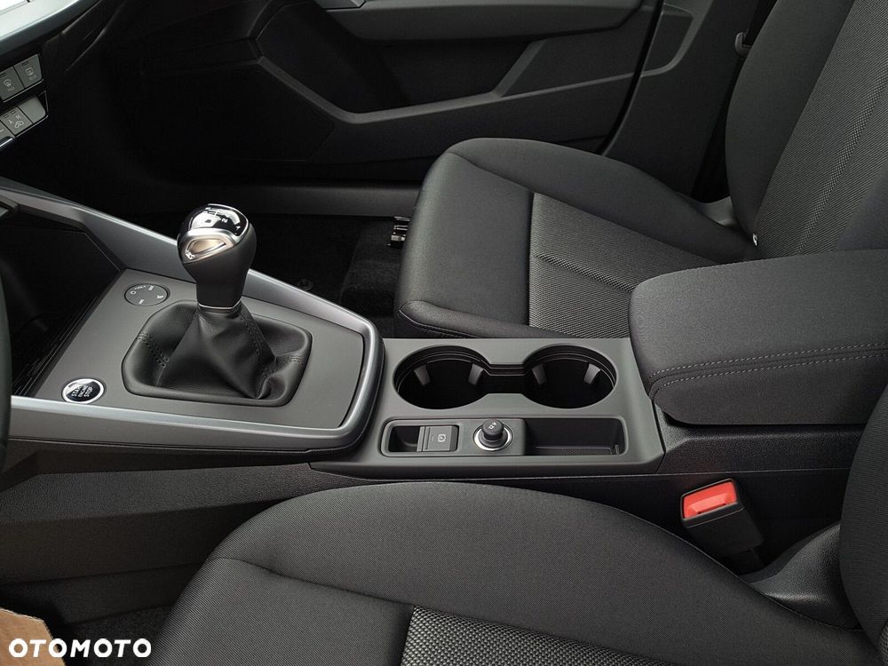 Audi A3 Limousine 30 TFSI - 22