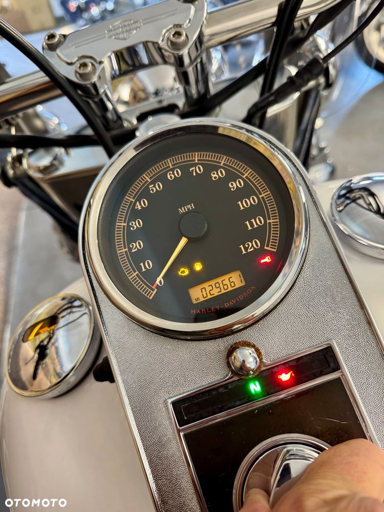 Harley-Davidson Softail Heritage Classic - 8