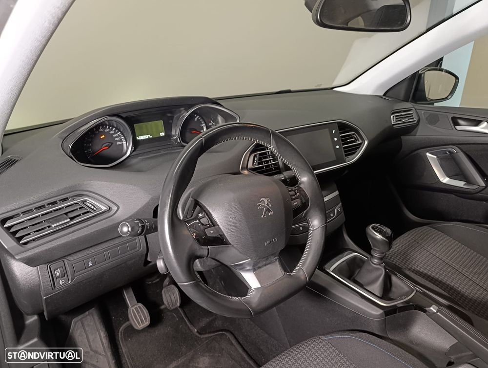 Peugeot 308 SW 1.5 BlueHDi Style - 14