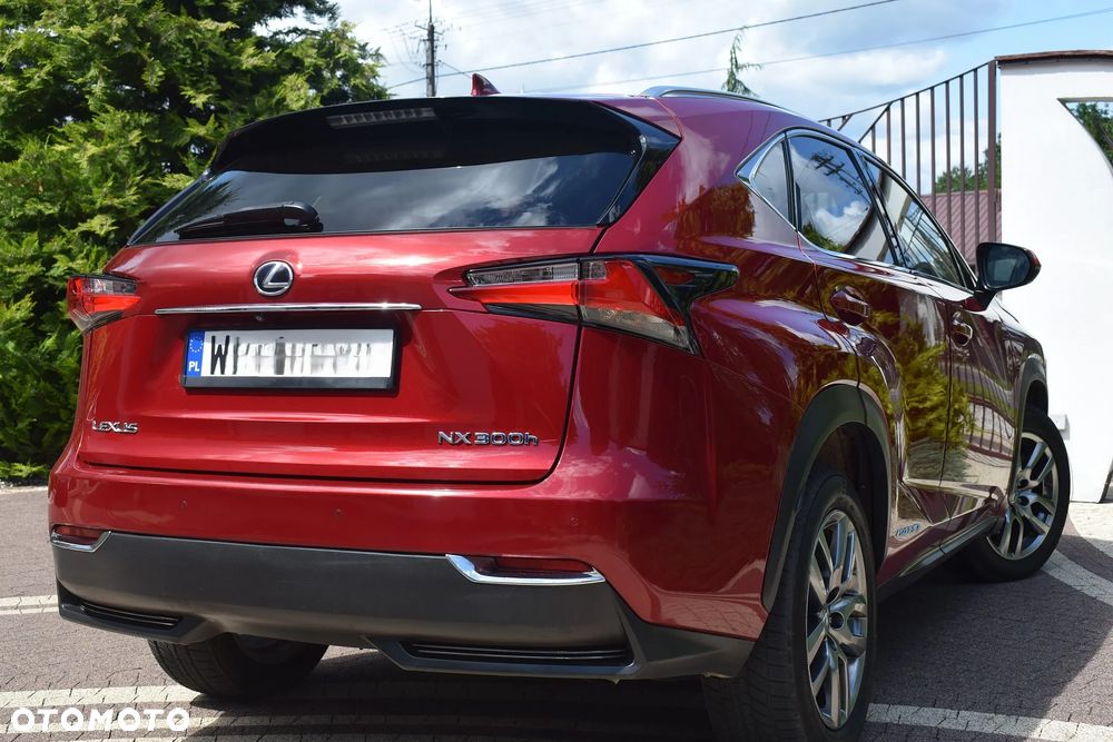Lexus NX 300h Executive Line - 19
