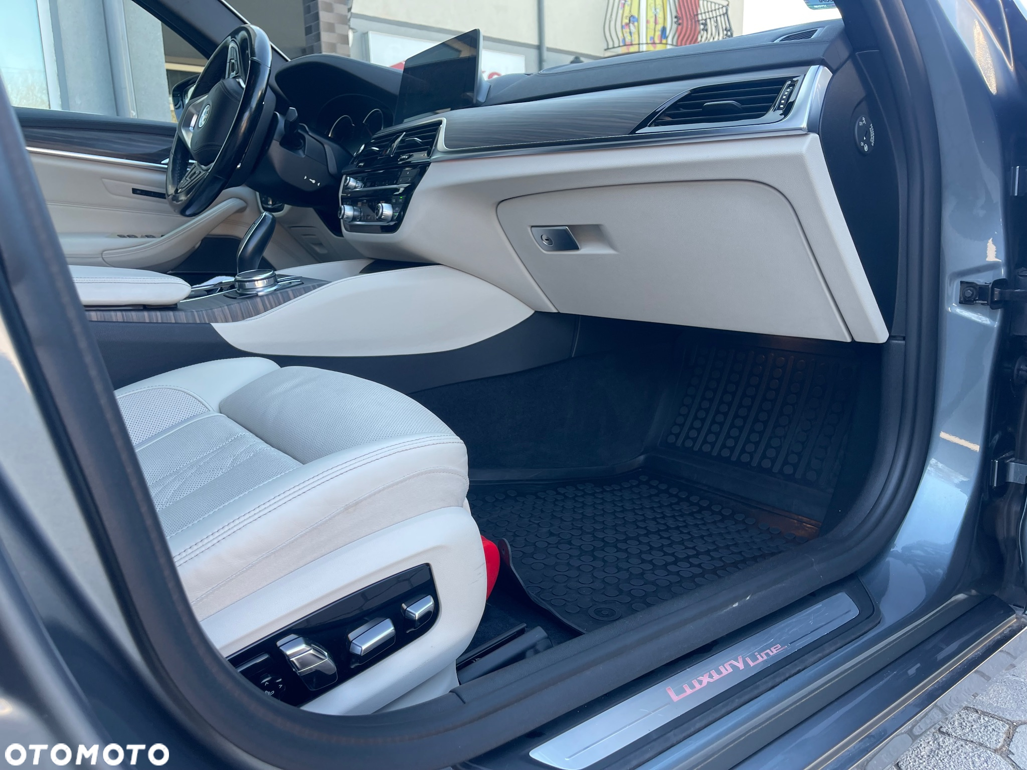 BMW Seria 5 520d xDrive Luxury Line - 10