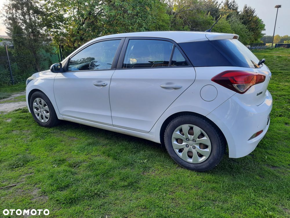 Hyundai i20 1.2 GO - 3