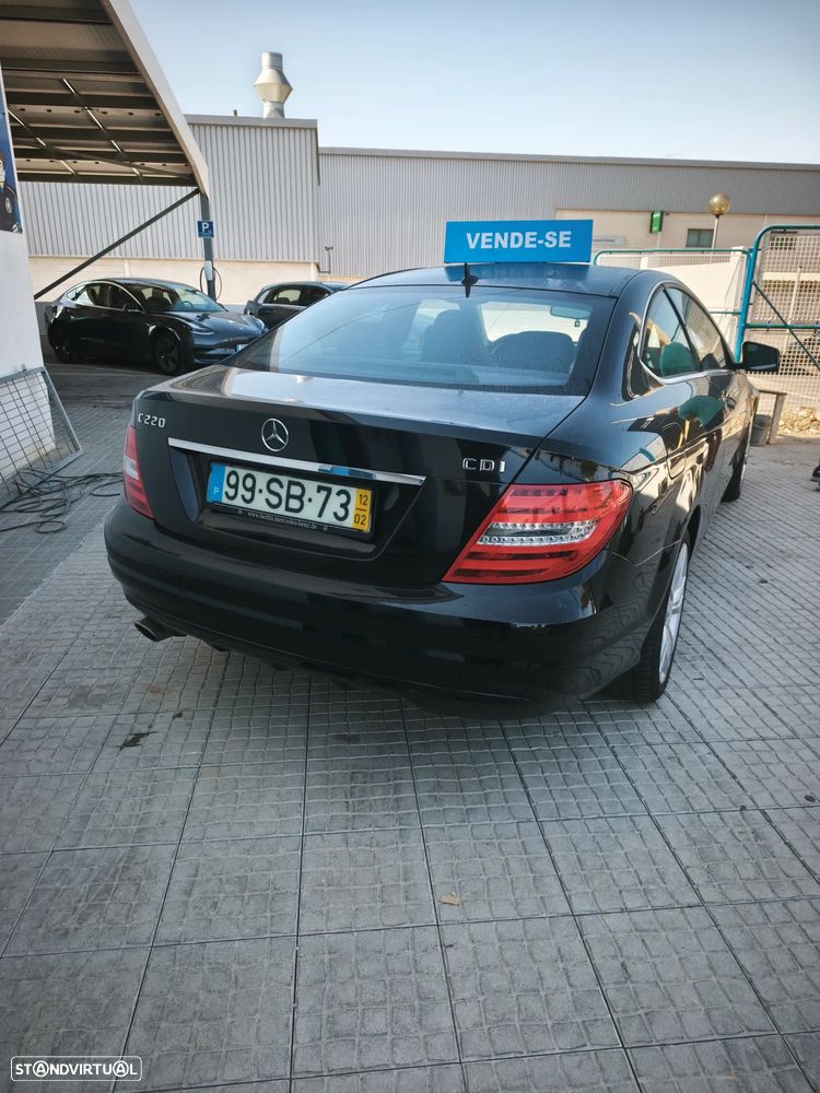 Mercedes-Benz C 220 CDI DPF (BlueEFFICIENCY) - 3