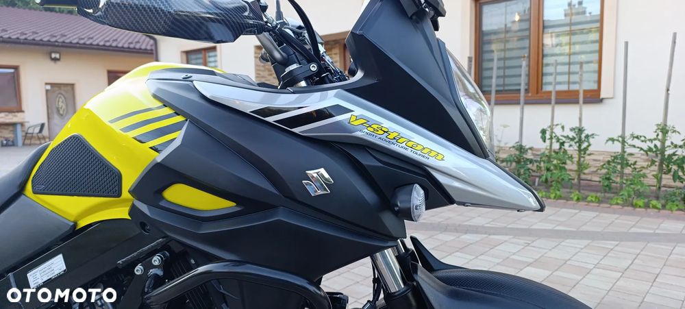 Suzuki V-STROM - 27