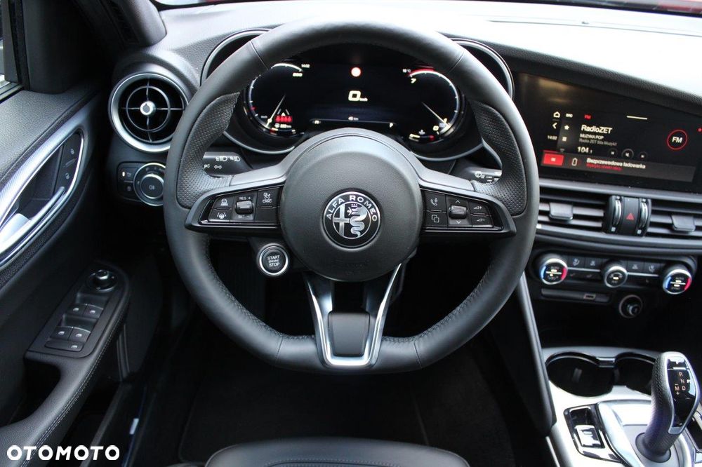 Alfa Romeo Giulia - 11
