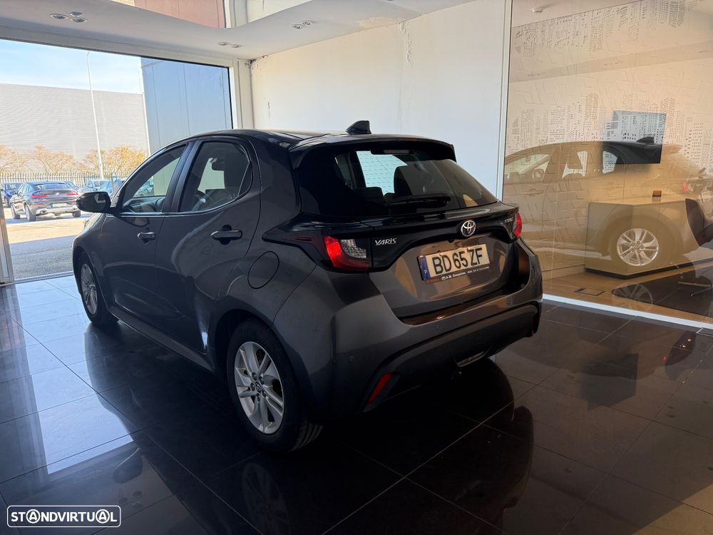 Toyota Yaris 1.5 HDF Comfort Plus - 4