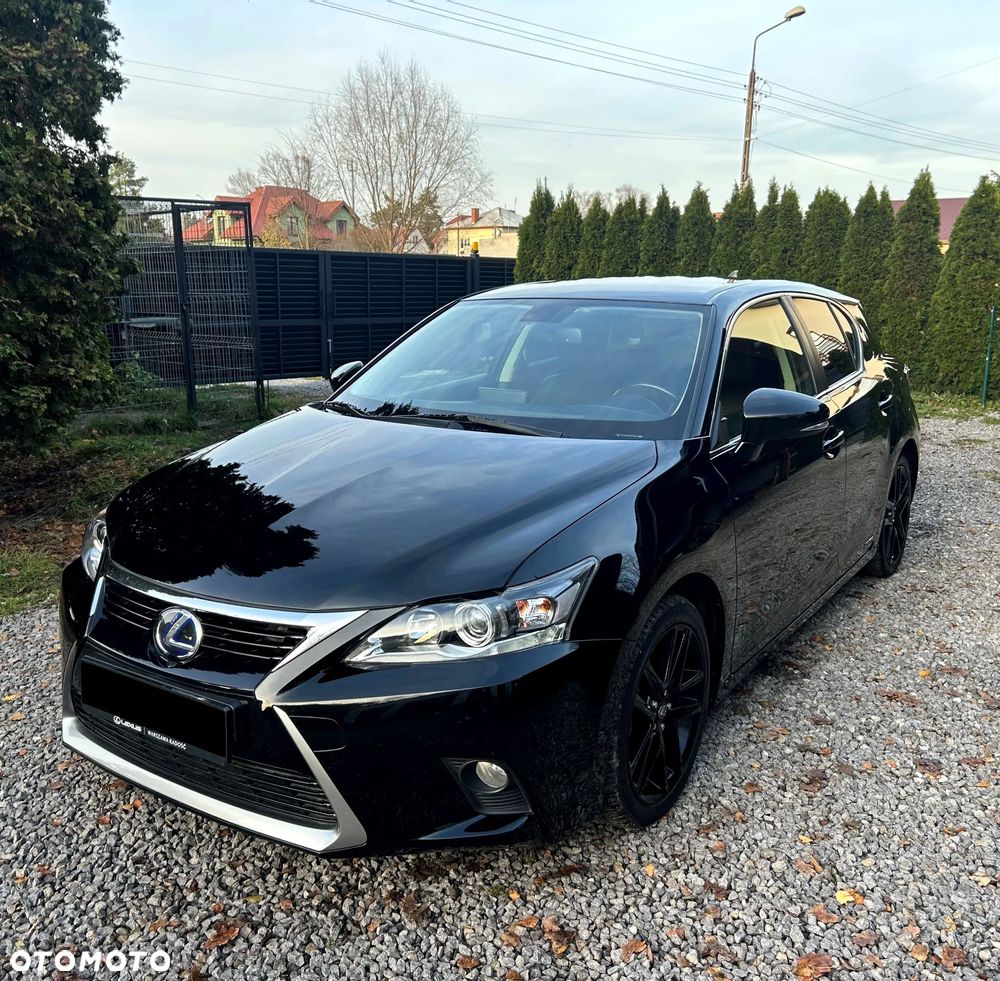 Lexus CT 200h Prestige - 1