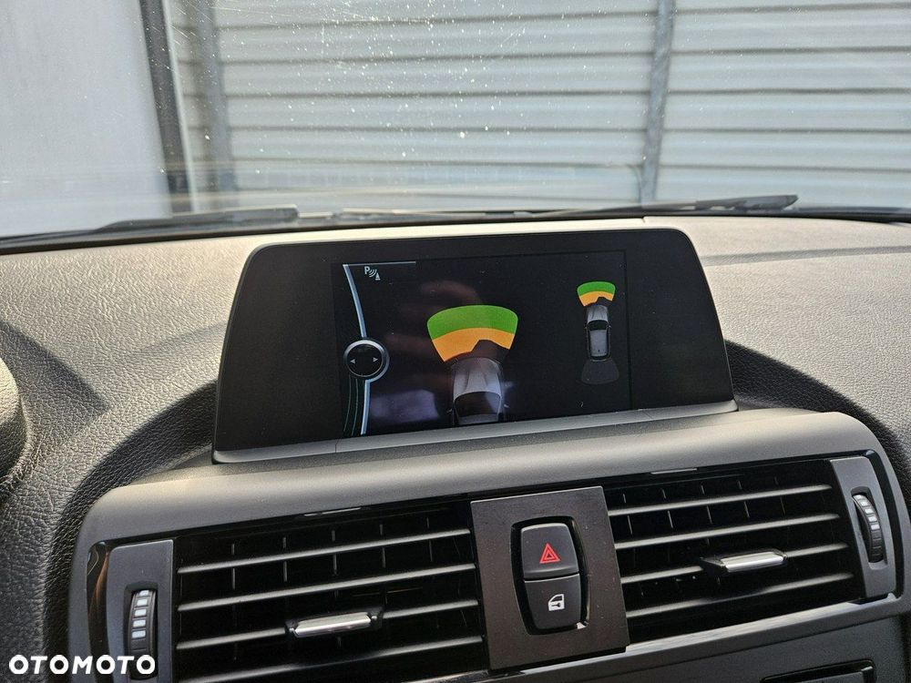 BMW Seria 1 116i Sport Line - 34