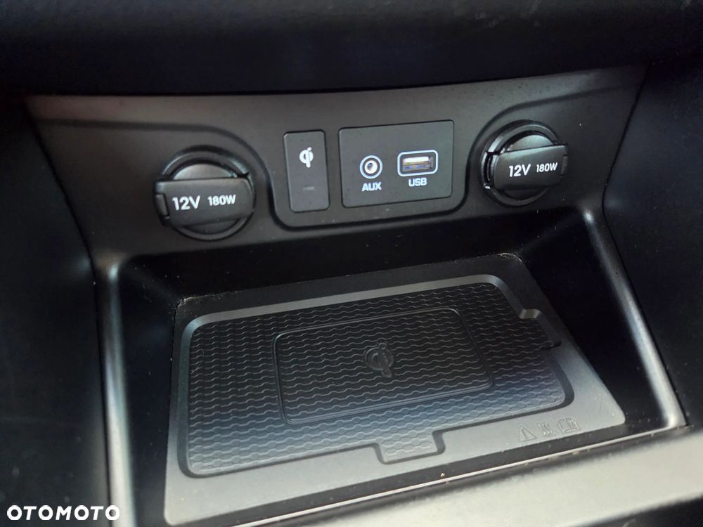 Hyundai Tucson blue 1.6 CRDi 2WD DCT Premium - 29