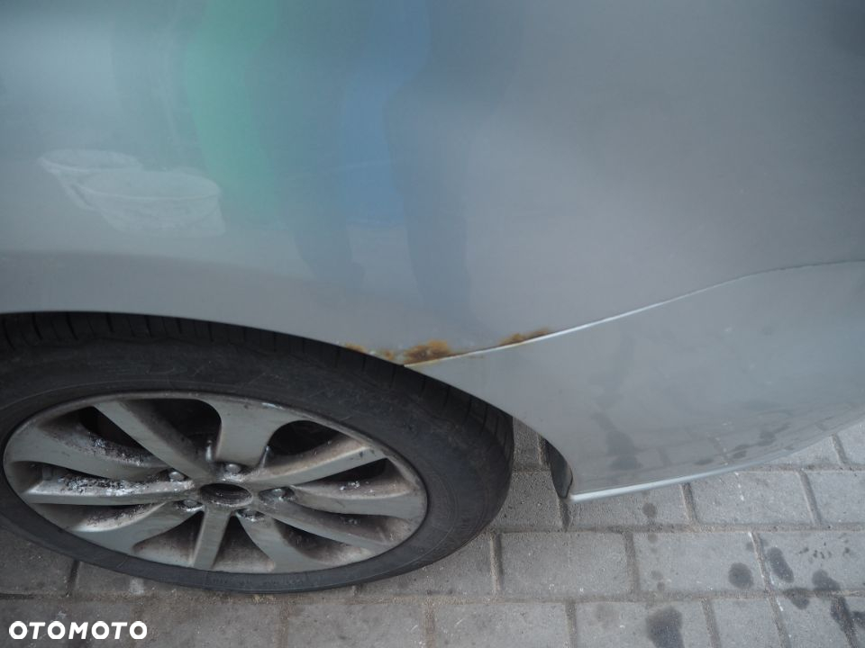 Ćwiartka Błotnik Próg Lewy Tył Mazda 5 05-10 Kolor: 22V - 6