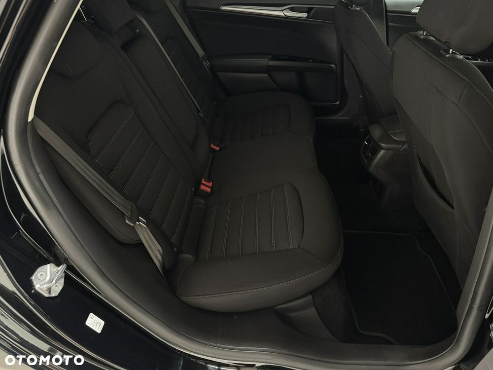 Ford Mondeo 2.0 TDCi Trend PowerShift - 17