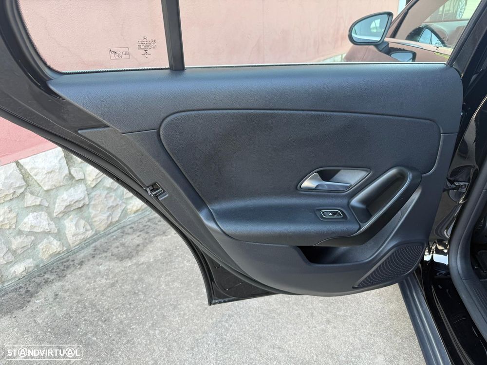 Mercedes-Benz A 180 d Style Plus Aut. - 24