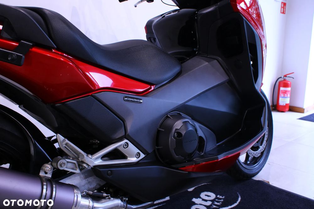 Honda NC - 22