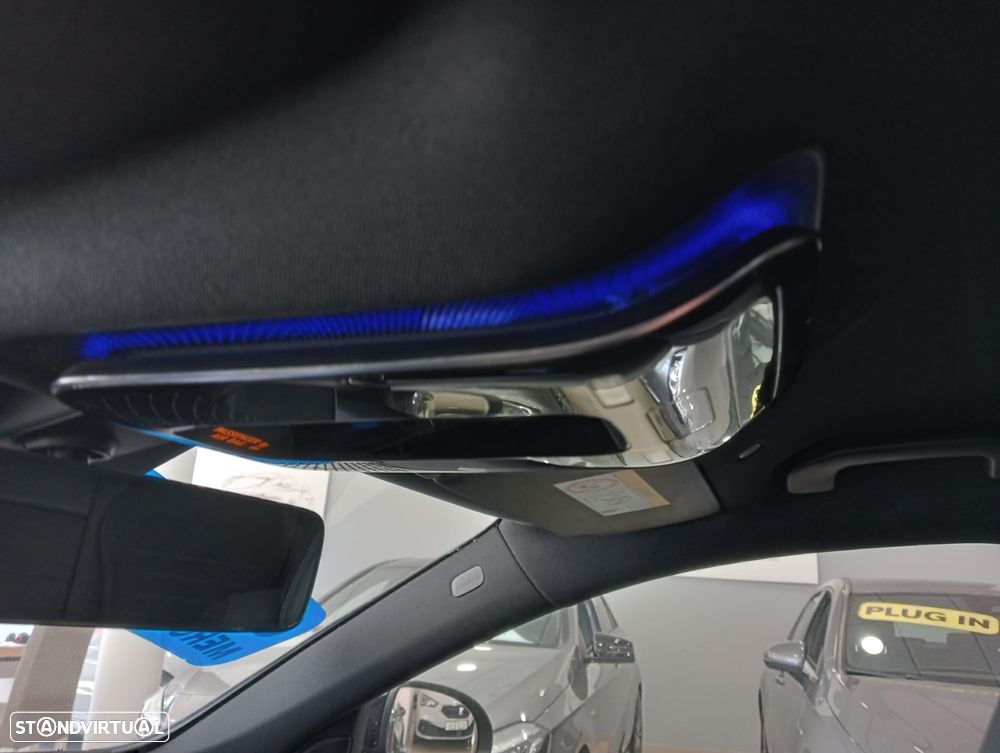 Mercedes-Benz C 300 e AMG Line - 4