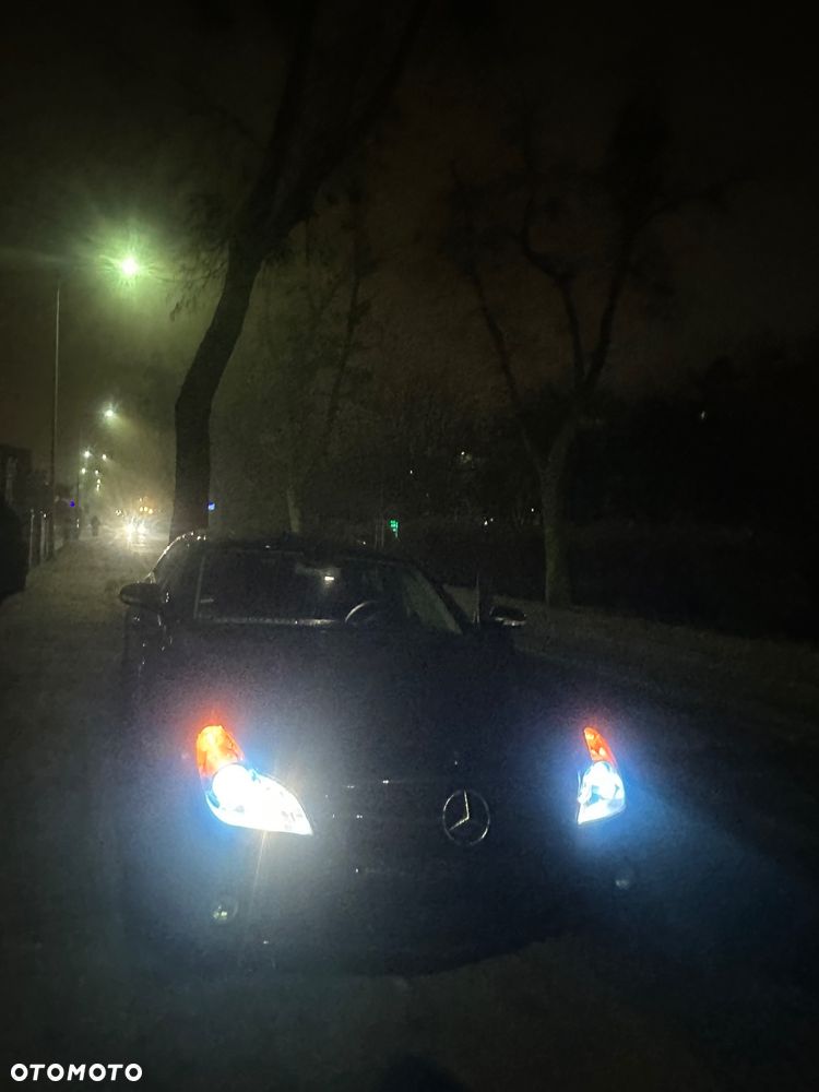 Mercedes-Benz CLS 500 - 29