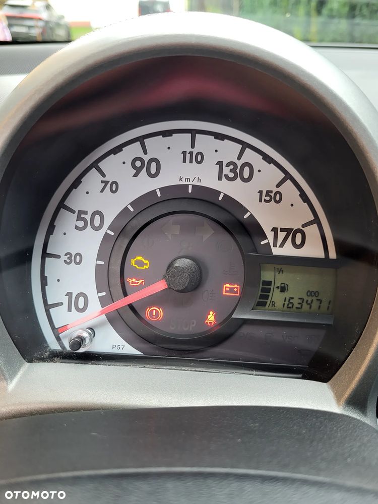 Toyota Aygo - 16
