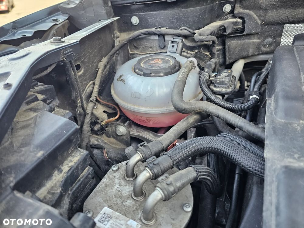 Skoda Karoq 2.0 TDI SCR 4x4 DSG Sportline - 16