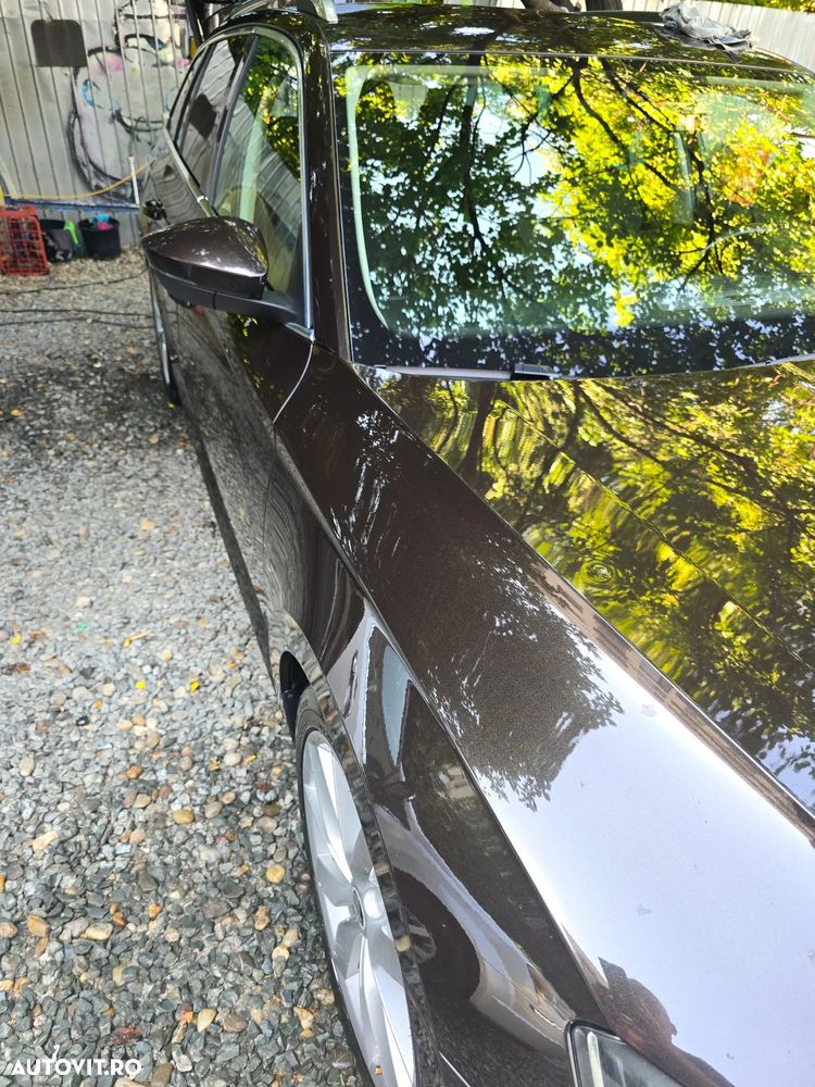Skoda Superb 2.0 TDI DSG Ambition - 11