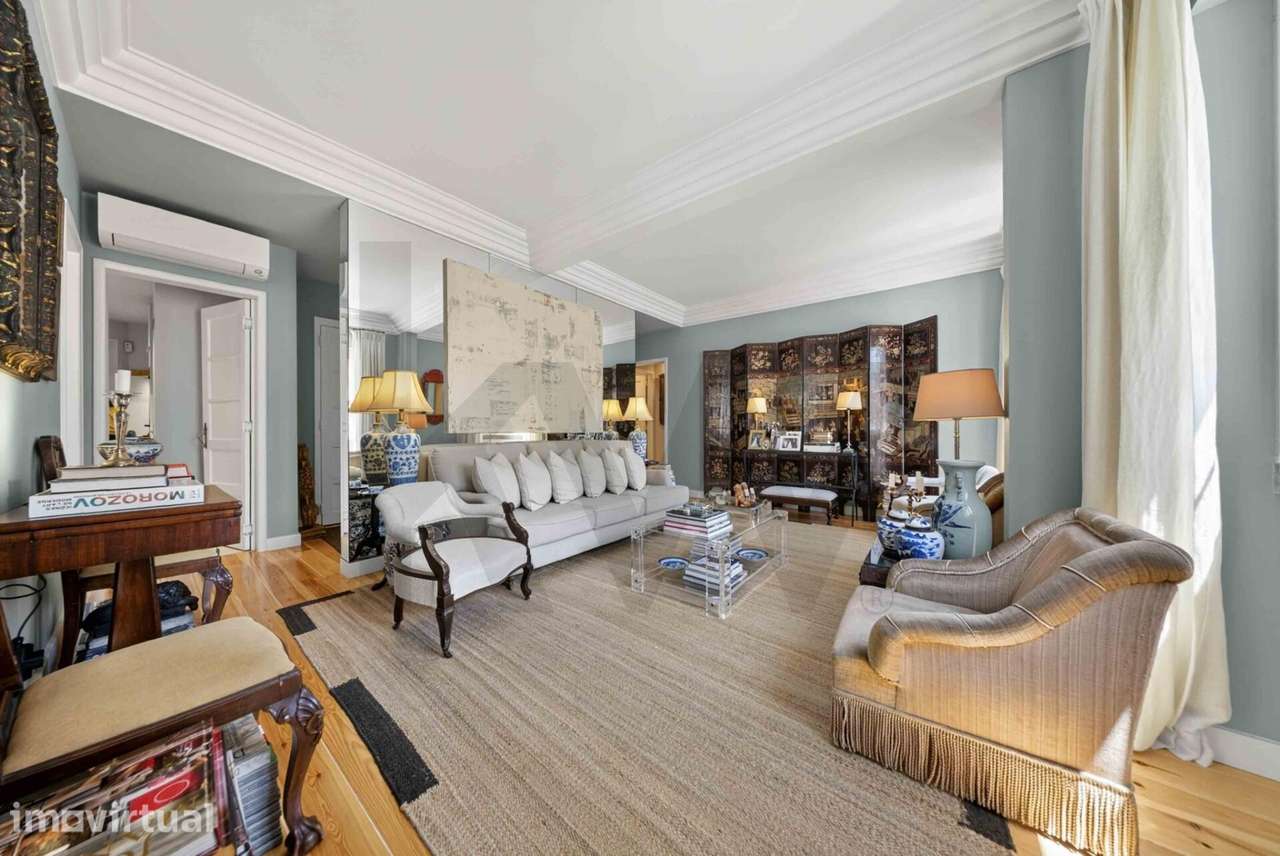 Elegante Apartamento T2 Renovado na Estrela, Lisboa - Grande imagem: 3/30