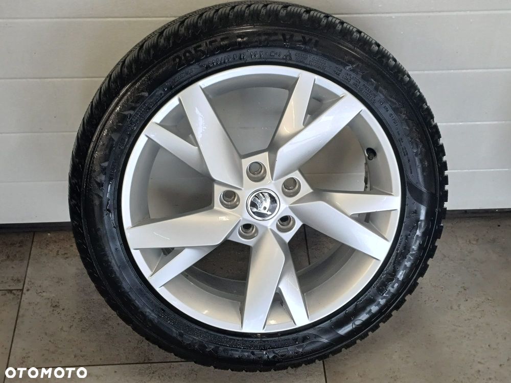 NR 7 Koła Zimowe Alufelgi SKODA Octavia 205/55/17 4xSemperit 5E3601025 - 2