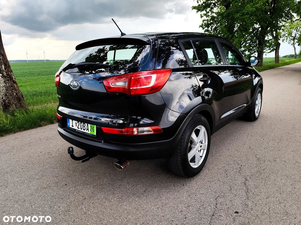 Kia Sportage 1.7 CRDI 2WD ISG Dream-Team Edition - 4