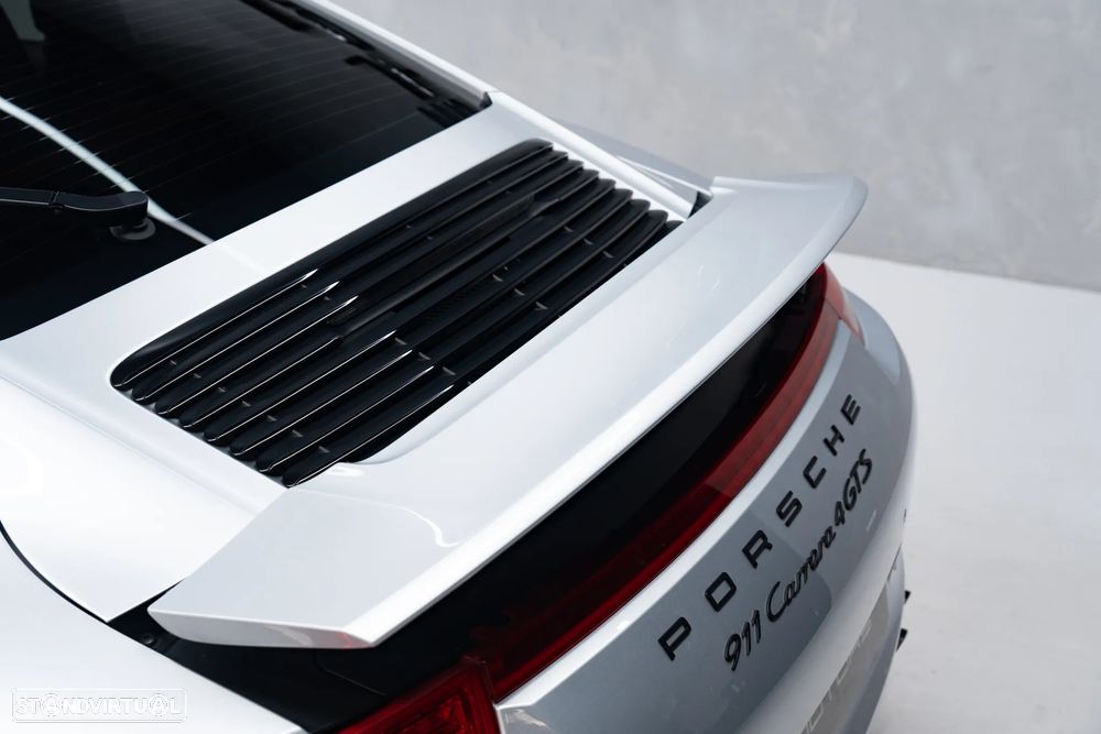 Porsche 911 (991) Carrera 4 GTS PDK - 15