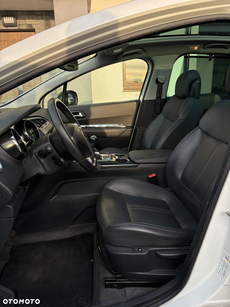 Peugeot 3008 2.0 HDi Premium+ - 15