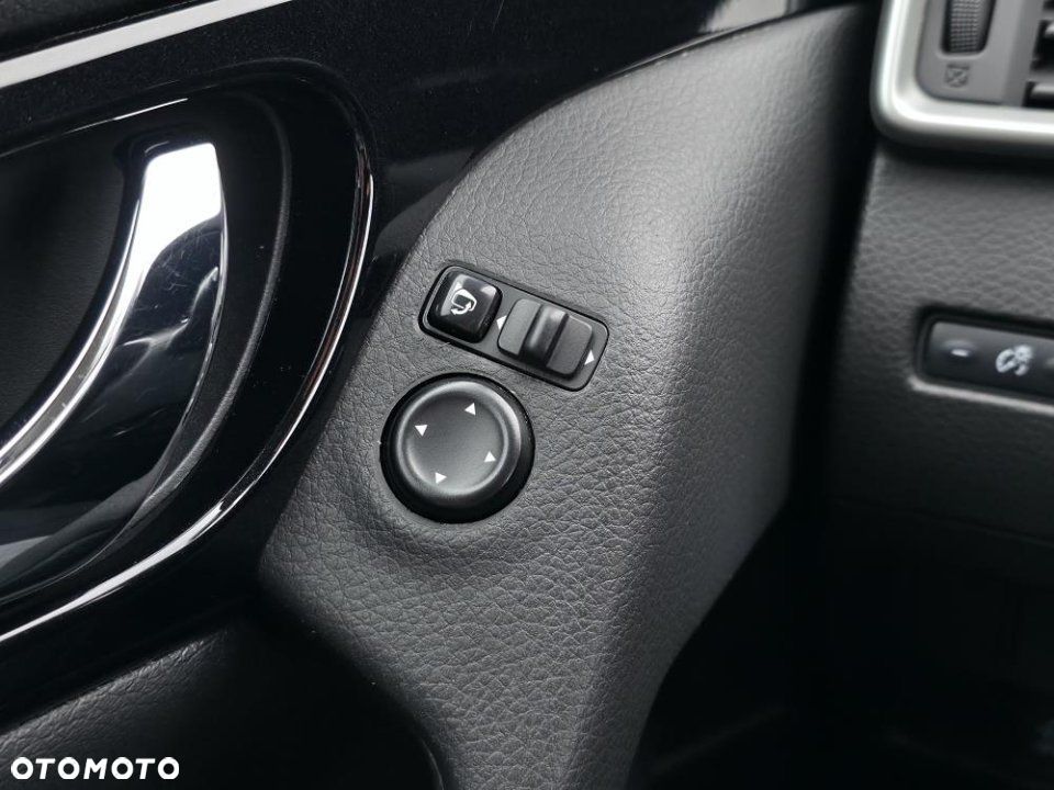 Nissan Qashqai - 17