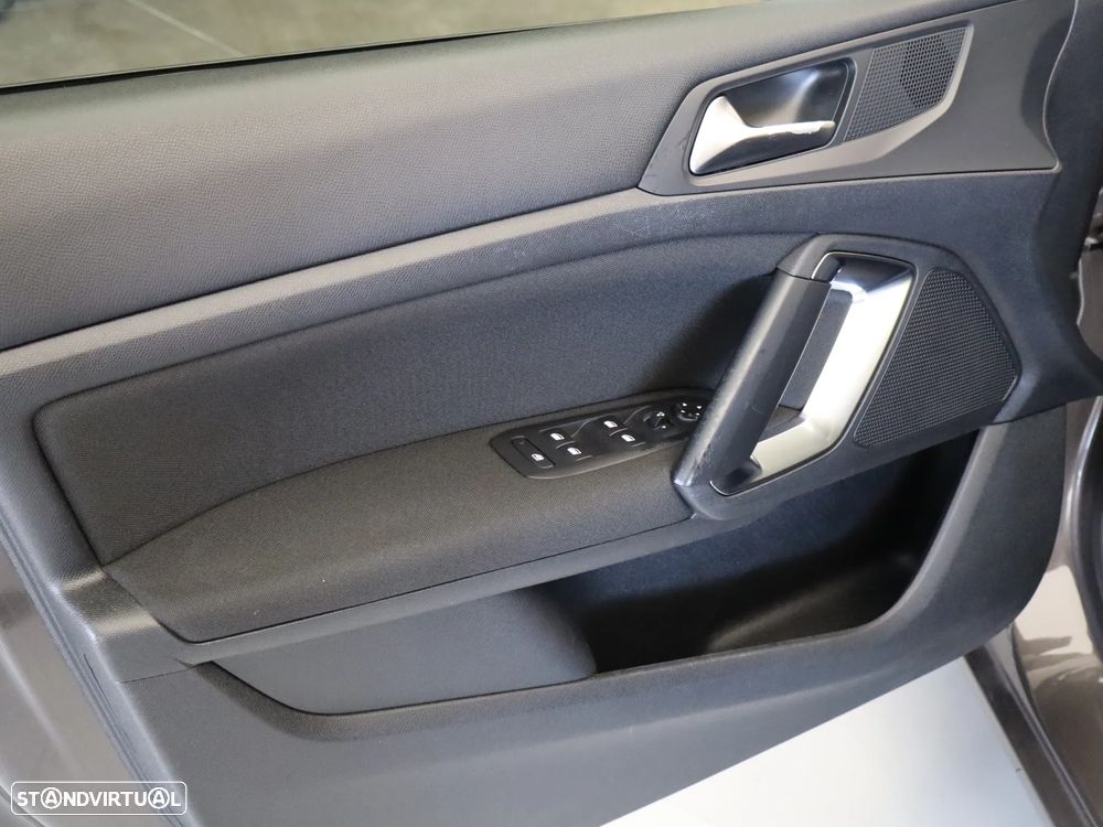 Peugeot 308 BlueHDi FAP 120 Stop & Start Active - 17