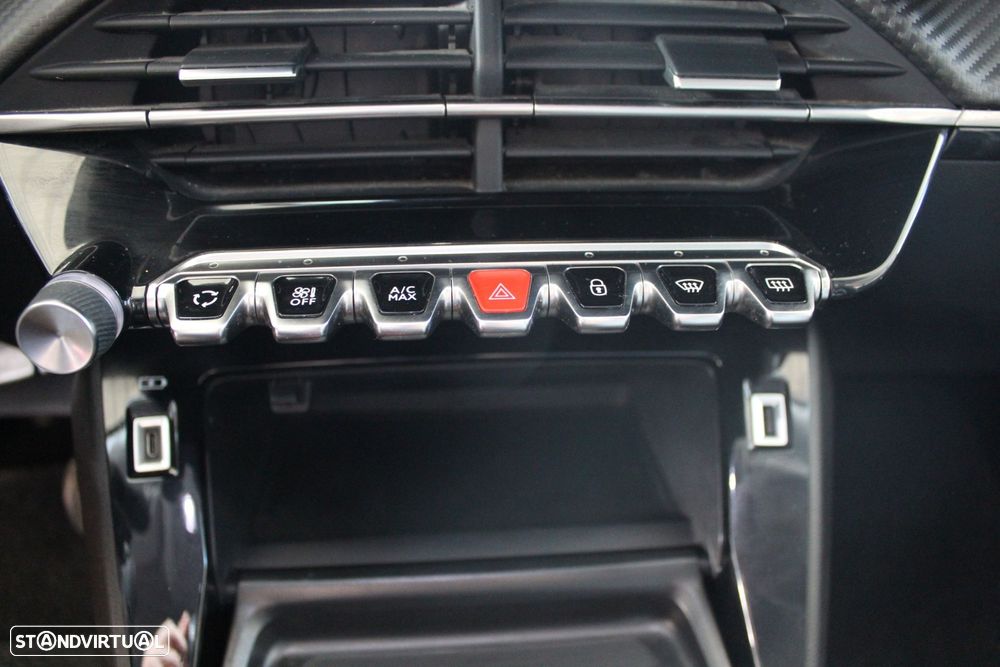 Peugeot 2008 1.2 PureTech Allure Pack - 18