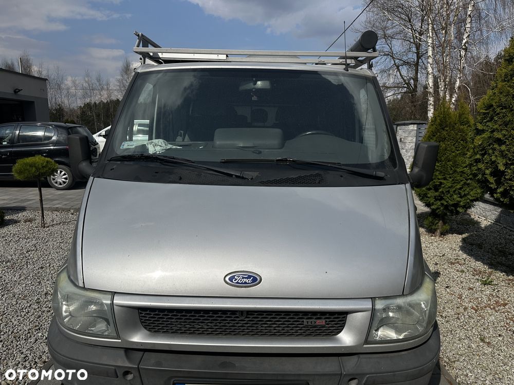 Ford Transit 2004 photo 4