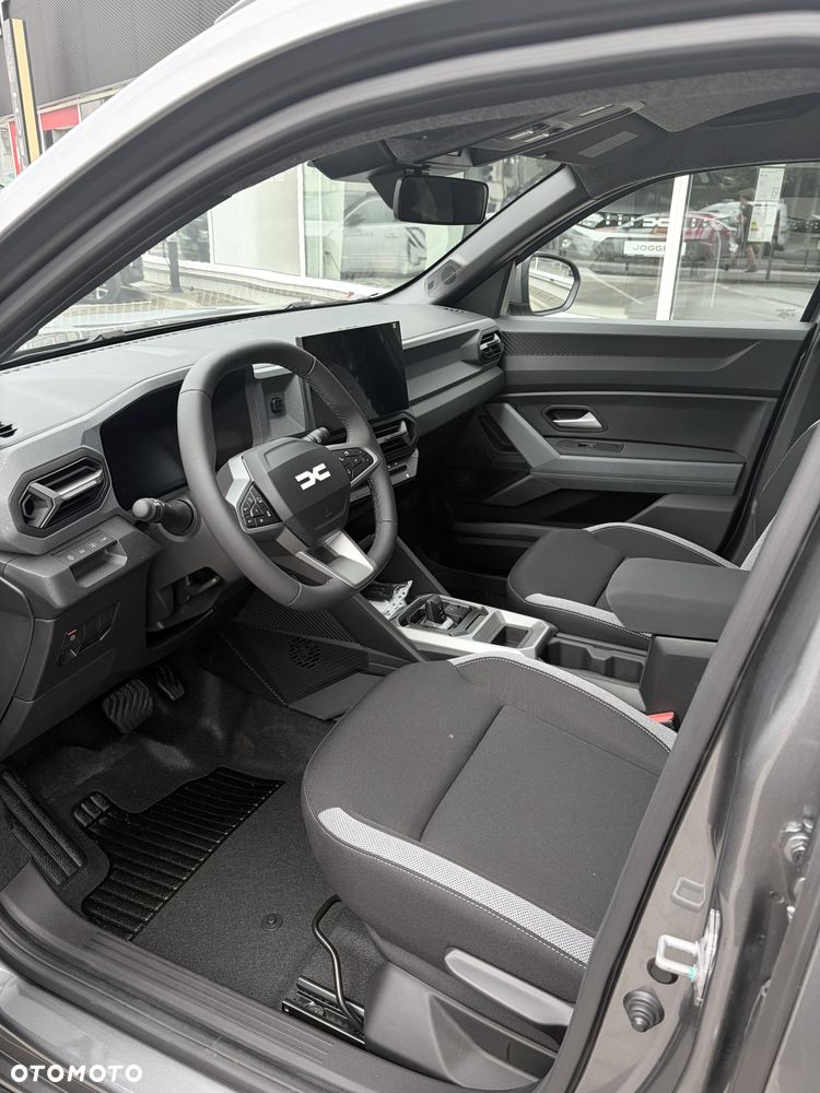 Dacia Duster 1.8 Hybrid 155 Journey MMT - 15