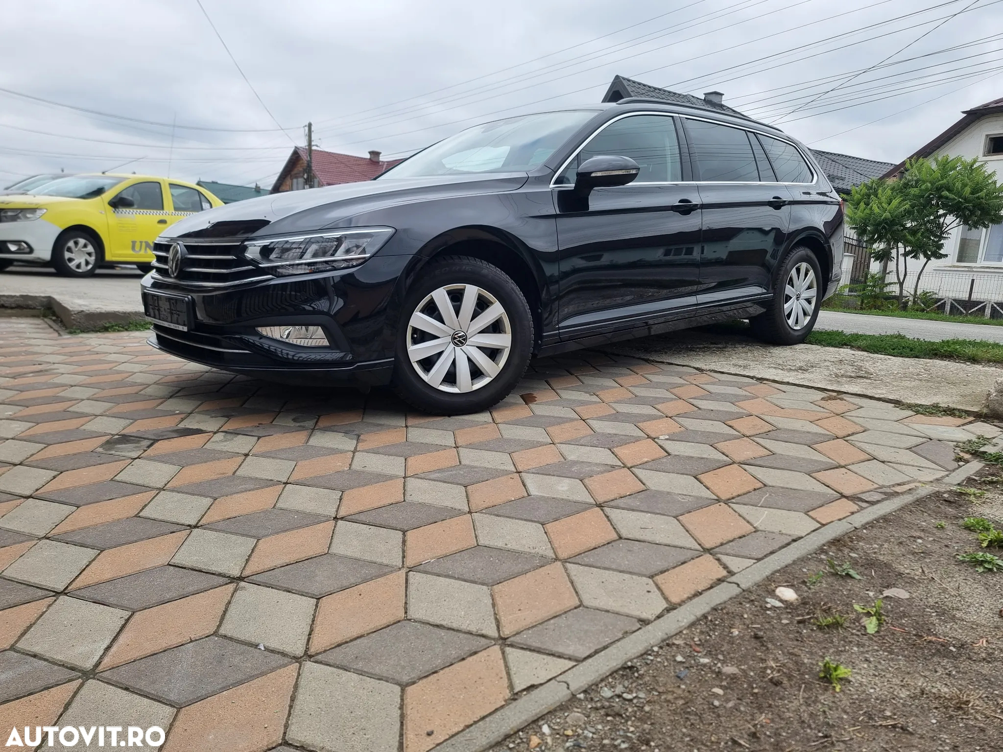 Volkswagen Passat Variant 2.0 TDI (BlueMotion Technology) Comfortline - 23