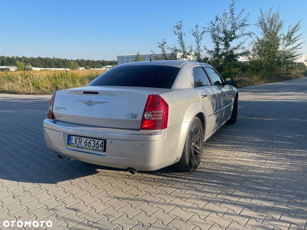 Chrysler 300C 3.0 CRD DPF Automatik - 8