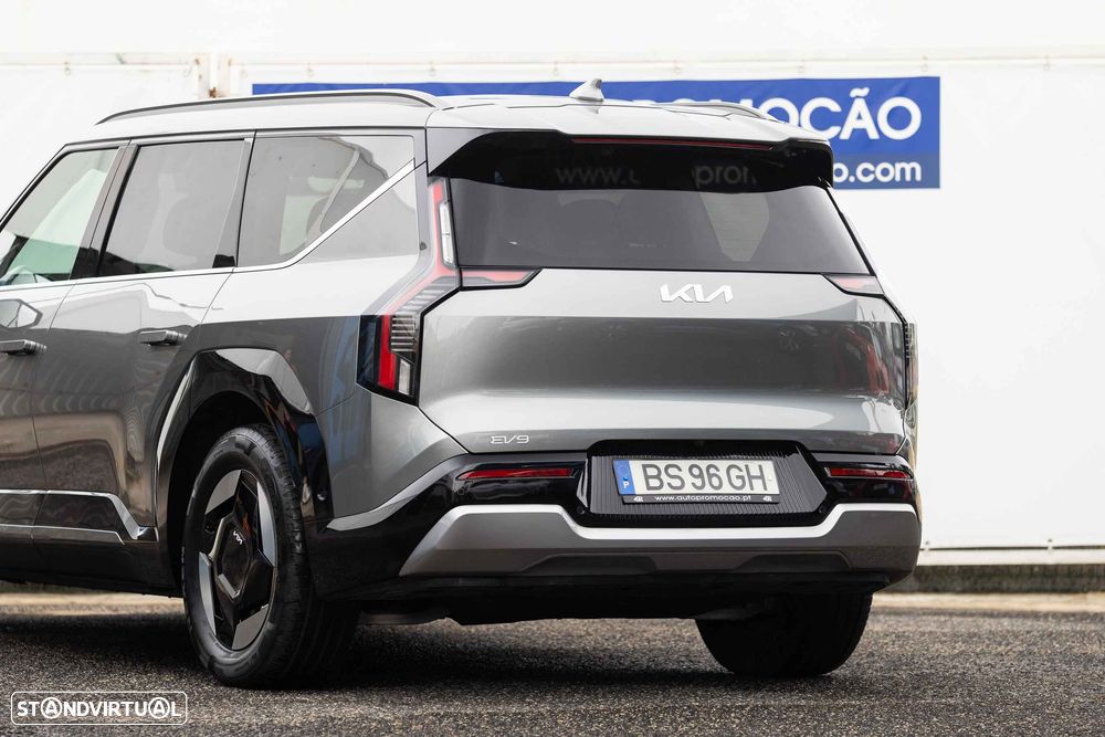 Kia EV9 98.8 kWh 1st Edition - 7
